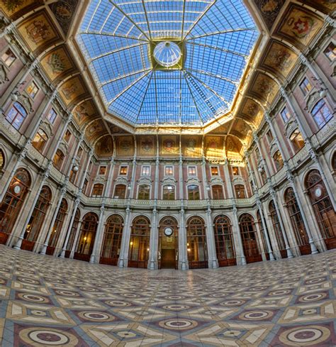 palácio da bolsa interior images.